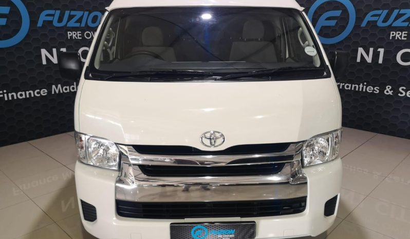 
								Toyota Quantum 2.5 D-4D 10-Seater Bus full									