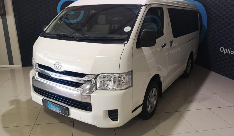
								Toyota Quantum 2.5 D-4D 10-Seater Bus full									
