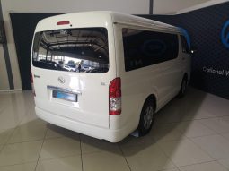
										Toyota Quantum 2.5 D-4D 10-Seater Bus full									