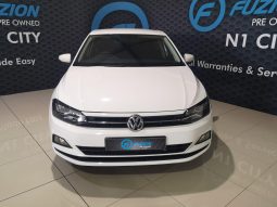 
										Volkswagen Polo 1.0 Comfortline full									