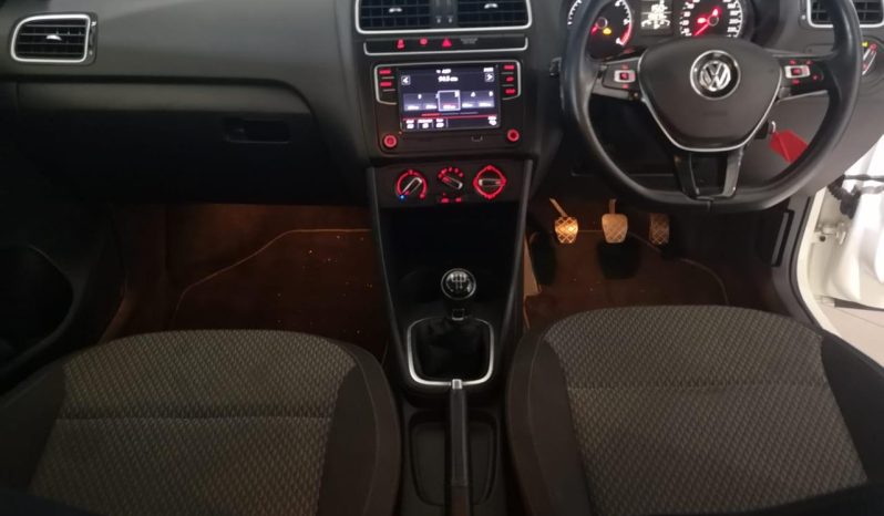 
								Volkswagen Polo Sedan 1.5 Tdi Comfortline full									