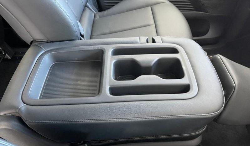 
								Hyundai Staria 2.2D Executive 9 Seater At full									