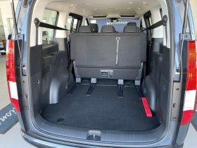 Hyundai Staria 2.2D Executive 9 Seater At