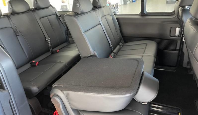 
								Hyundai Staria 2.2D Executive 9 Seater At full									