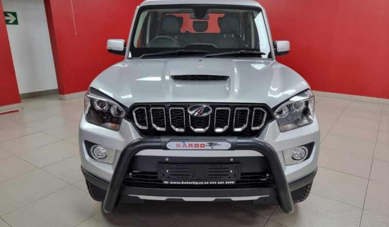 
								Mahindra Pik Up 2.2 Mhawk D Cab 4X2 S11 Karoo At full									