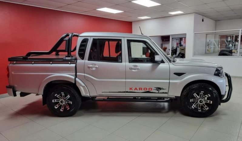 
								Mahindra Pik Up 2.2 Mhawk D Cab 4X2 S11 Karoo At full									