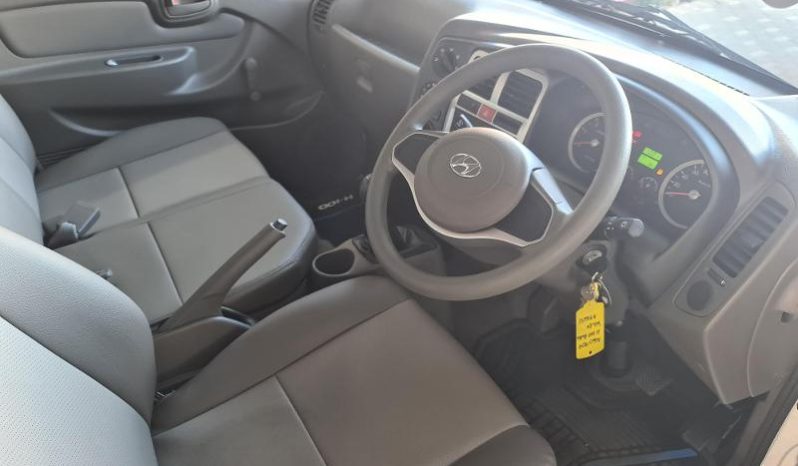 
								Hyundai H100 Bakkie 2.6D Deck full									