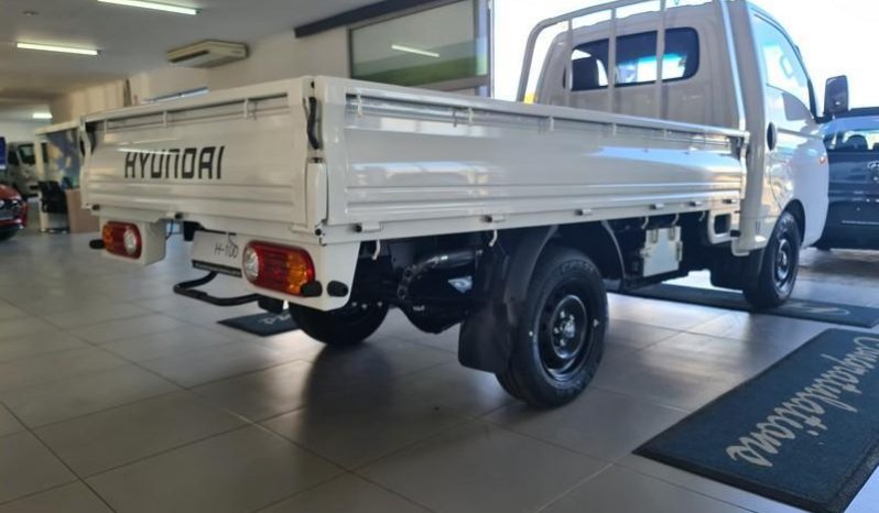 
								Hyundai H100 Bakkie 2.6D Deck Ac full									