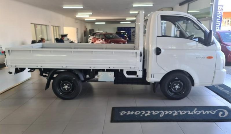 
								Hyundai H100 Bakkie 2.6D Deck Ac full									