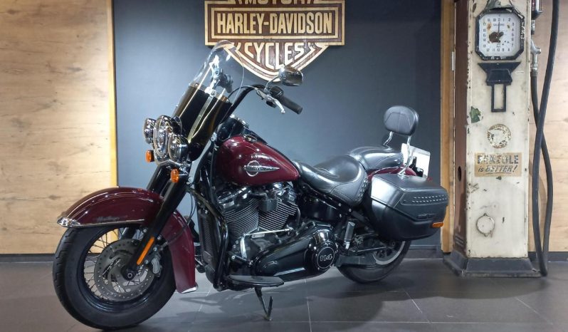 
								Harley Davidson Softail Heritage Classic 114 full									