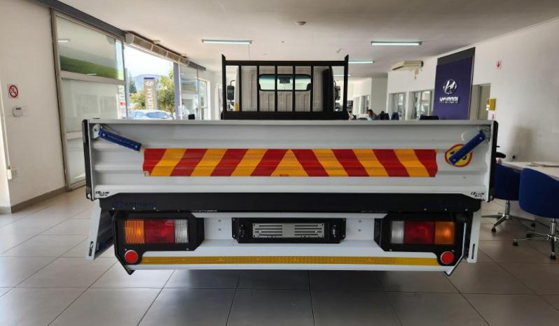
								Hyundai Ex-8 3.9 Dropside Ac Lwb full									