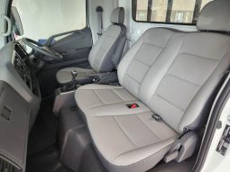 
										Hyundai Ex-8 3.9 Dropside Lwb full									