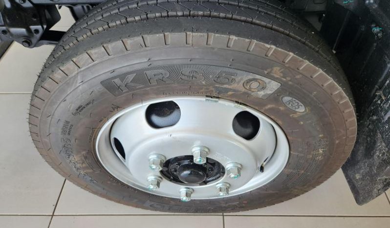 
								Hyundai Ex-8 3.9 Dropside Lwb full									