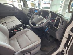 
										Hyundai Ex-8 3.9 Dropside Lwb full									