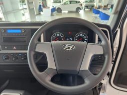 
										Hyundai Ex-8 3.9 Dropside Lwb full									