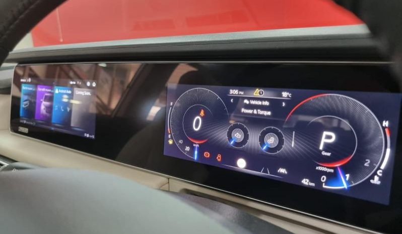 
								Mahindra Xuv 700 Ax7 L full									