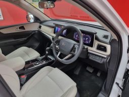 
										Mahindra Xuv 700 Ax7 L full									