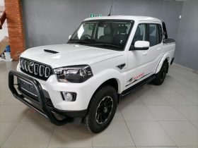 Mahindra Pik Up 2.2 Mhawk D Cab 4X2 S11 Karoo At