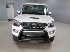 Mahindra Pik Up 2.2 Mhawk D Cab 4X2 S11 Karoo At