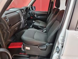 
										Mahindra Pik Up 2.2 Mhawk D Cab 4X2 S6 Karoo Edt full									