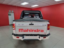 
										Mahindra Pik Up 2.2 Mhawk D Cab 4X2 S6 Karoo Edt full									