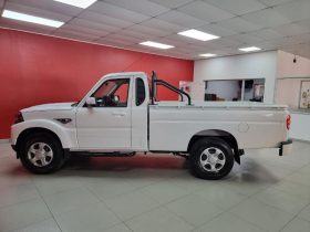 Mahindra Pik Up 2.2 Mhawk S Cab 4X2 S6 Refresh
