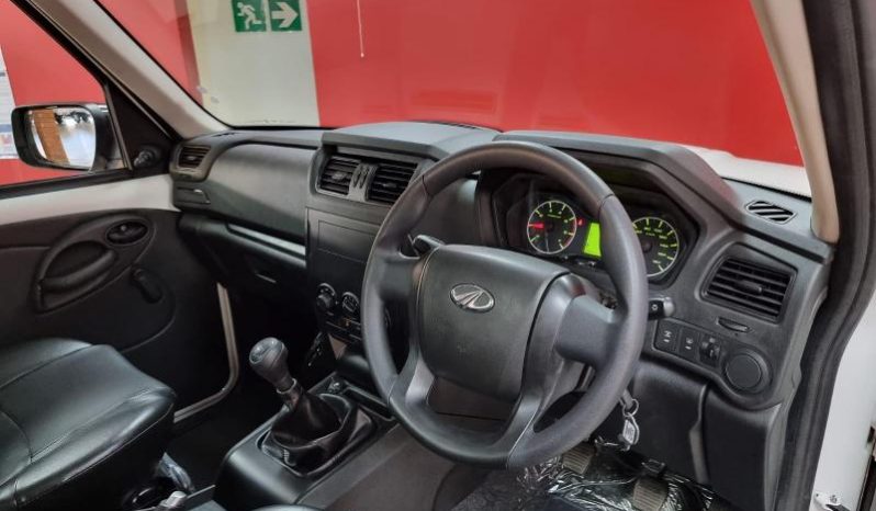 
								Mahindra Pik Up 2.2 Mhawk S Cab 4X4 S4 full									