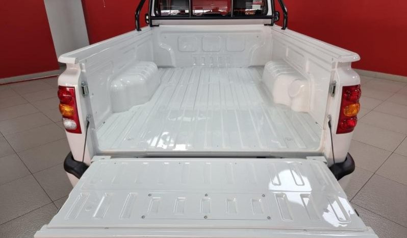 
								Mahindra Pik Up 2.2 Mhawk S Cab 4X4 S4 full									