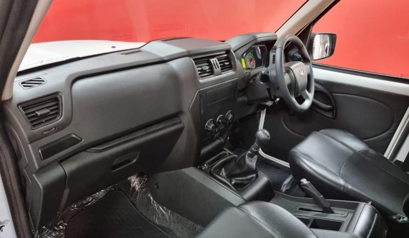
								Mahindra Pik Up 2.2 Mhawk S Cab 4X4 S4 full									
