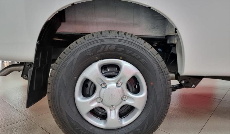 
								Mahindra Pik Up 2.2 Mhawk S Cab 4X4 S4 full									