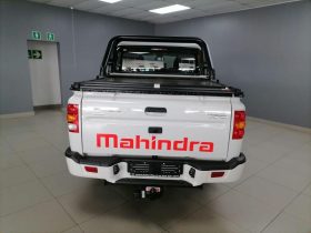 Mahindra Pik Up 2.2 Mhawk D Cab 4X2 S11 Karoo At
