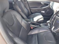 
										Volvo V40 T4 Elite full									