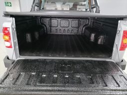 
										Mahindra Pik Up S11 Karoo Storm Edition D Cab At 4X full									