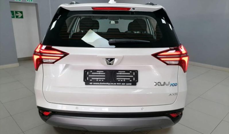 
								Mahindra Xuv 700 Ax5 full									