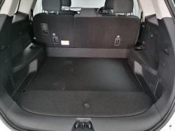 
										Mahindra Xuv 700 Ax5 full									
