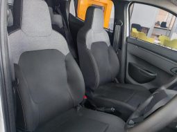 
										Renault Kwid 1.0 Evolution full									