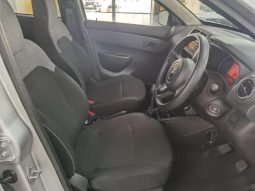 
										Renault Kwid 1.0 Evolution full									