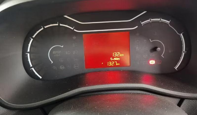 
								Renault Kwid 1.0 Evolution full									