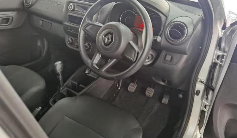 
								Renault Kwid 1.0 Evolution full									