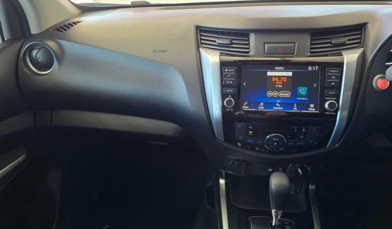 
								Nissan Navara 2.5D Le D Cab 4X4 At full									