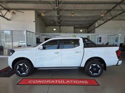
										Nissan Navara 2.5D Le D Cab 4X4 At full									