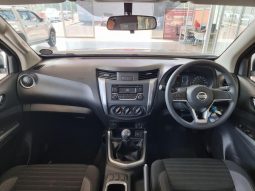 
										Nissan Navara 2.5D Se D Cab 4X2 full									