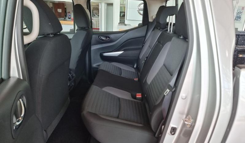 
								Nissan Navara 2.5D Se D Cab 4X2 full									
