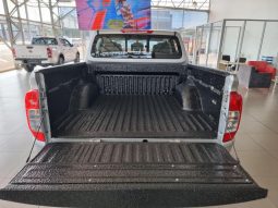 
										Nissan Navara 2.5D Se D Cab 4X2 full									