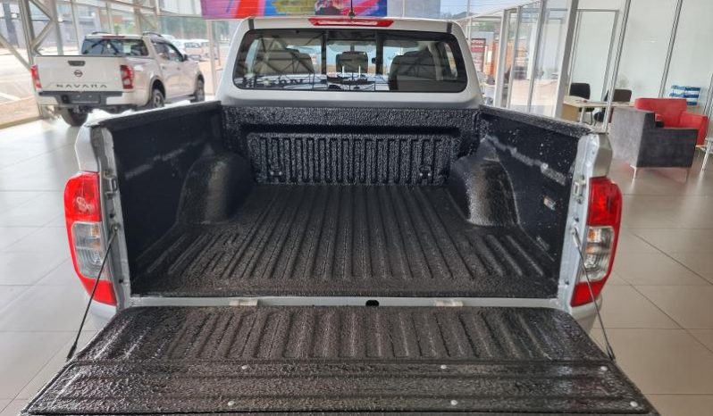 
								Nissan Navara 2.5D Se D Cab 4X2 full									