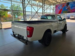 
										Nissan Navara 2.5D Xe S Cab 4X2 full									