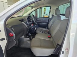 
										Nissan Navara 2.5D Xe S Cab 4X2 full									