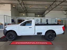 
										Nissan Navara 2.5D Xe S Cab 4X2 full									
