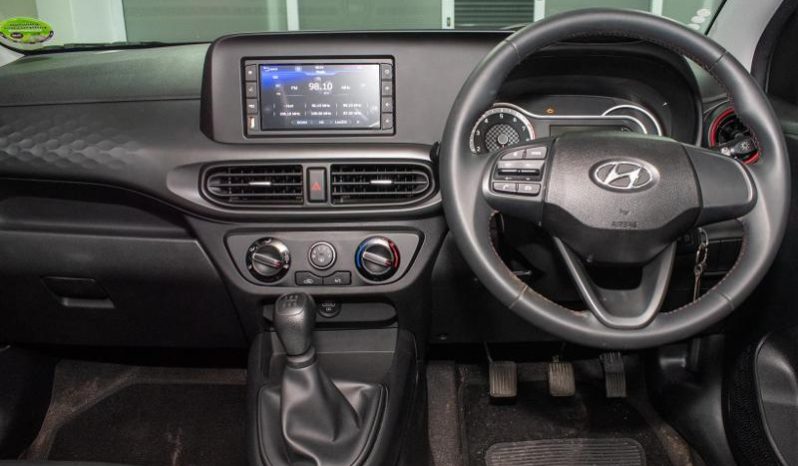 
								Hyundai Grand I10 1.0 Fluid full									