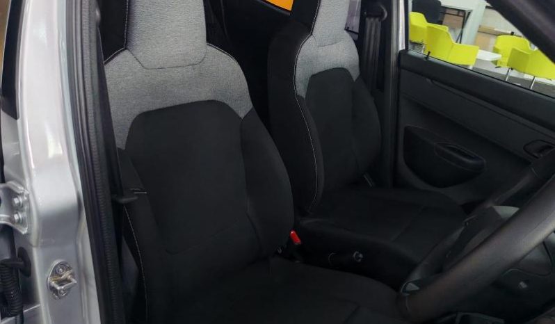 
								Renault Kwid 1.0 Techno full									